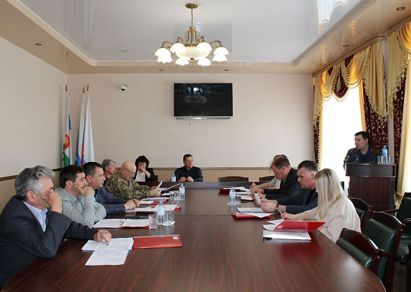 Внеочередное заседание Думы. Депутаты обсудят бюджет и ремонт дорог