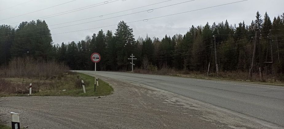 У дач на бокситской дороге водители останавливаются на свой страх и риск. А по-другому никак?