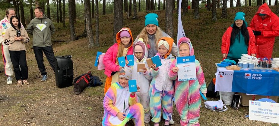 Североуральцы поддержали экологическую акцию РУСАЛа «День реки» и почистили берега Колонги