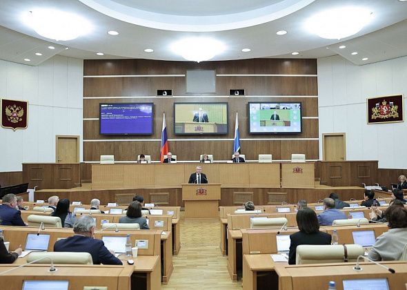 Людмила Бабушкина нацелила глав муниципальных дум на повышение качества жизни уральцев