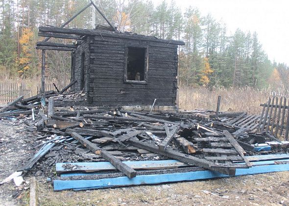 Хозяйка сгоревшей дачи получила страховку, спустя два месяца после пожара