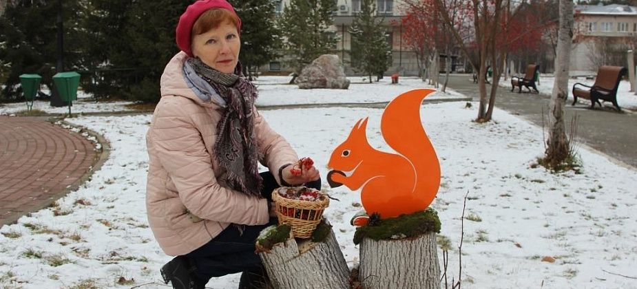 Субровский парк обзавелся красочными фигурками