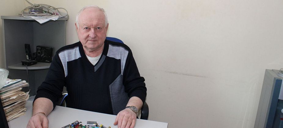 Краевед Геннадий Патрахаев обеспокоен тем, что в нашем городе негде сдать батарейки и аккумуляторы