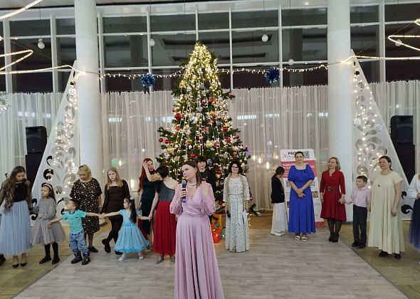 Новогодний «Бал поколений» - рок-н-ролл, вальс, детские воспоминания о чемодане с мандаринами