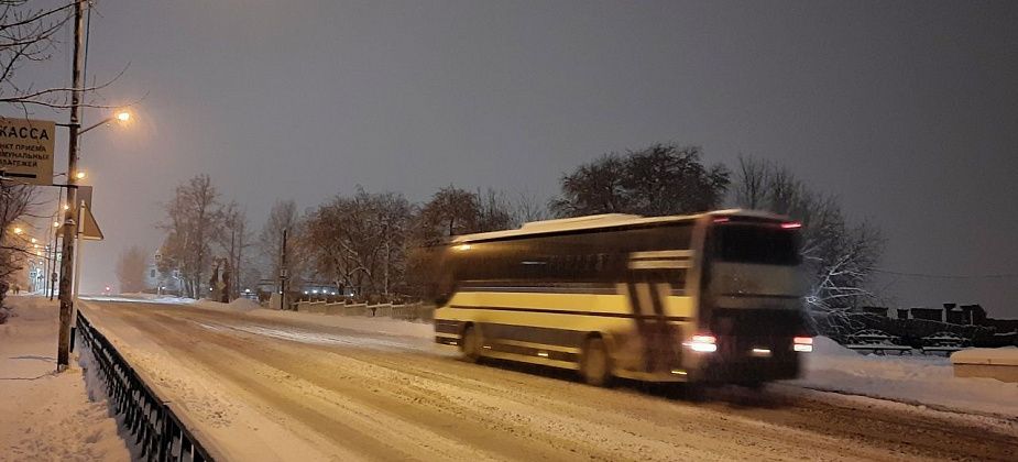 Автобусы в Нижний Тагил не заезжают. Как ездить домой студентам?