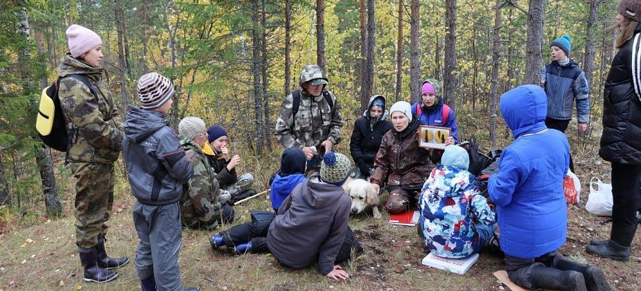 Юные исследователи побывали на Чертовом городище, на Светлом и в Воскресенке