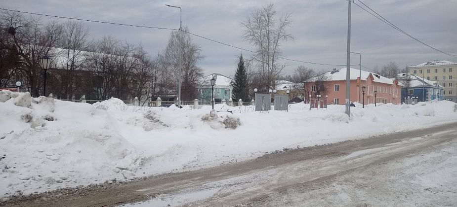 Вывозкой снега с городских автодорог занимается ИП Юлия Подмазова