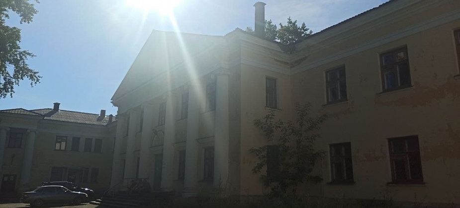 Трехлетняя внучка попала в “инфекцию”, а доктор, не назначив капельницу, ушел домой обедать