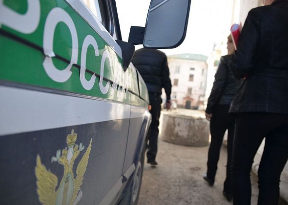 Отец двоих детей отправился на принудительные работы из-за двухмиллионного долга по алиментам