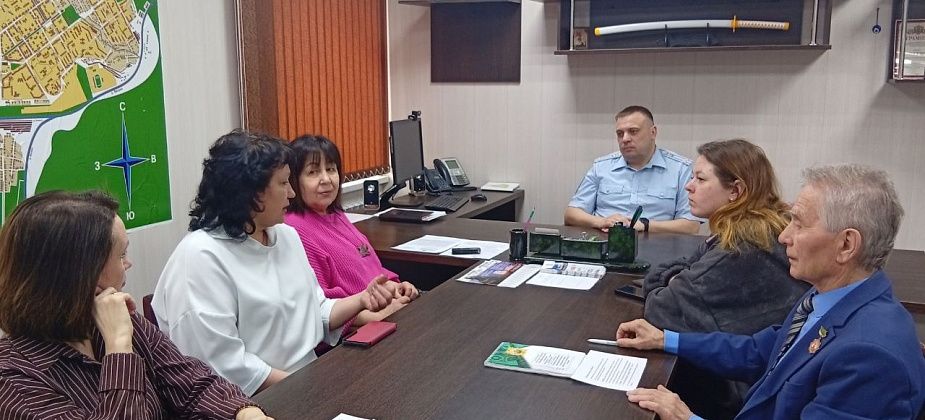 Звонки из “ФСБ” больше не работают. У мошенников новые способы обмана