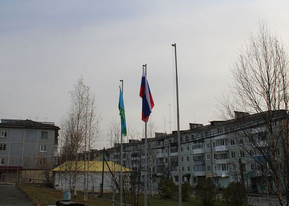 Конфликт с флагами в Черемухово исчерпан. Два отреставрировали, один заменили 
