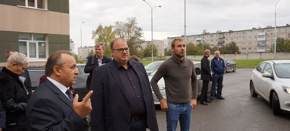 В Североуральске ждут приезда бывшего министра здравоохранения Андрея Цветкова. Но мало кто из горожан об этом знает
