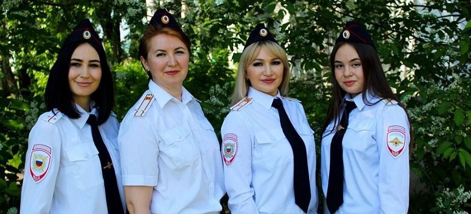 Сотрудников и ветеранов ПДН - с 88-й годовщиной со дня образования службы!