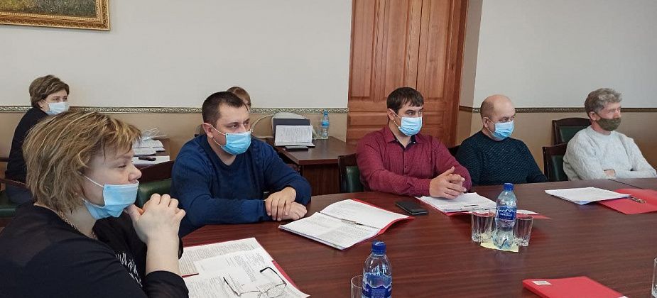 Депутатскую комиссию вместо Александра Злобина возглавит Павел Гуськов. Если проголосуют товарищи