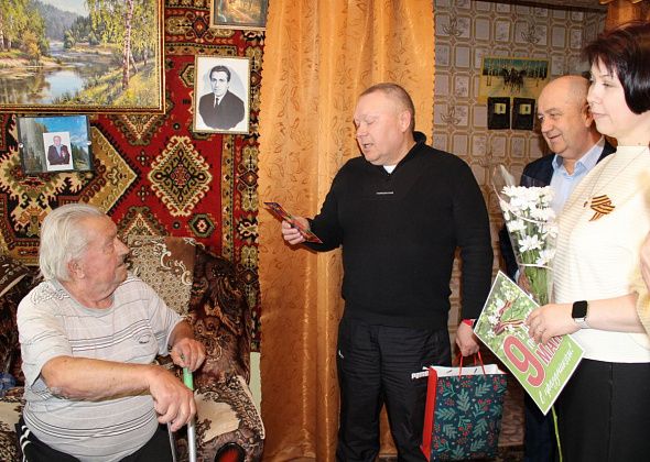 Черемуховцев Михаила Амелина, Миналче Байдимирову, Зою Зеликман навестили представители власти