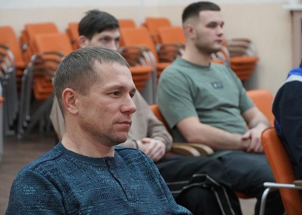 В политехникуме вручили свидетельства 82 трактористам, которые учились по лицензированной программе