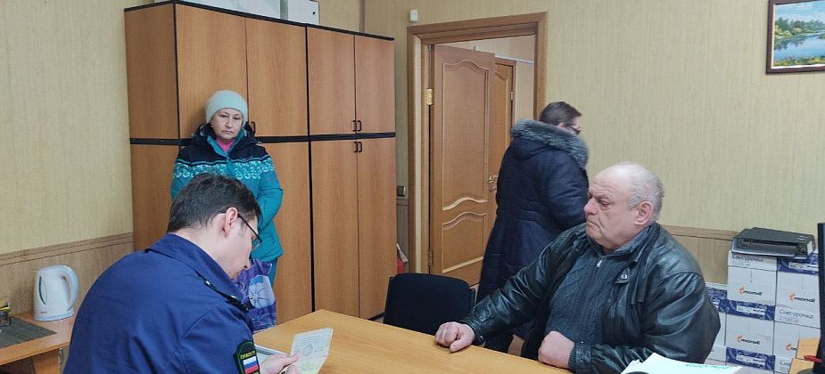 Покровчане пожаловались нижнетагильскому прокурору на пыль и шум от «Уральского щебня»
