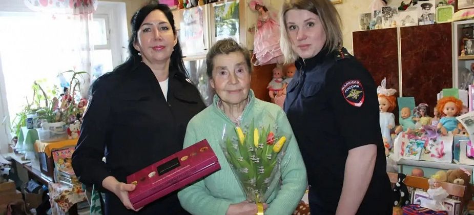 В канун 8 марта полицейские навестили семьи коллег, погибших при выполнении служебных обязанностей