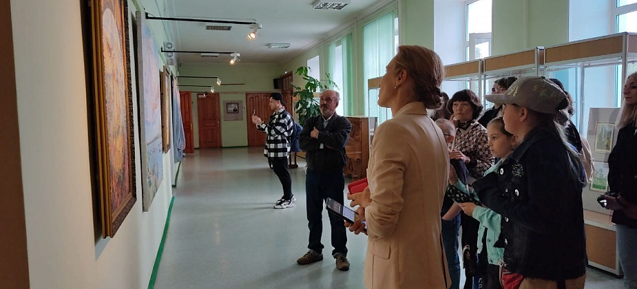 В музее Североуральска открылась выставка "Символизм"