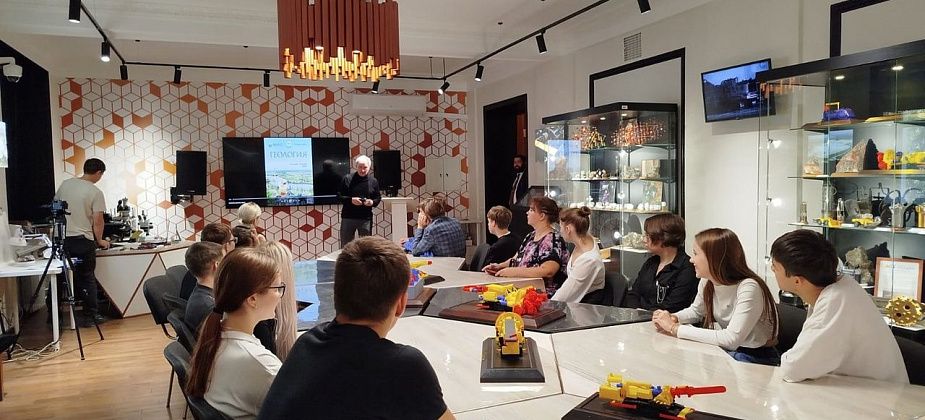 Молодой педагог Галина Тимошина - об особенностях работы с будущими инженерами