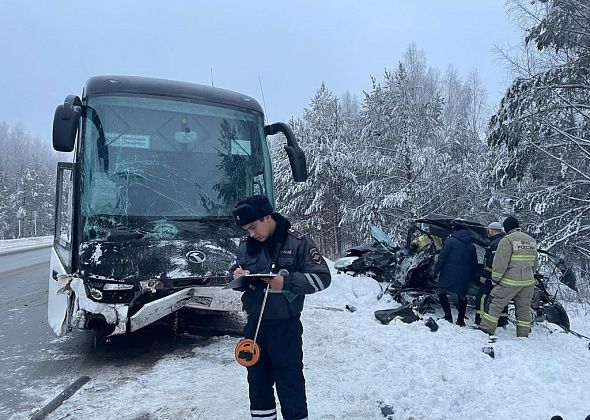 29 ноября североуральский автобус столкнулся с иномаркой. Погибших четверо
