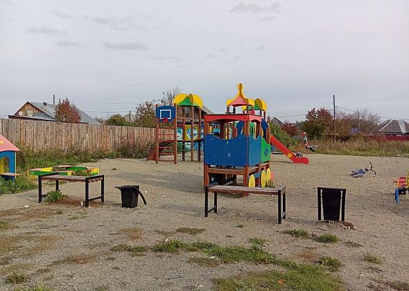 Североуральцы просят оборудовать пляж на пруду и детские площадки на Южном