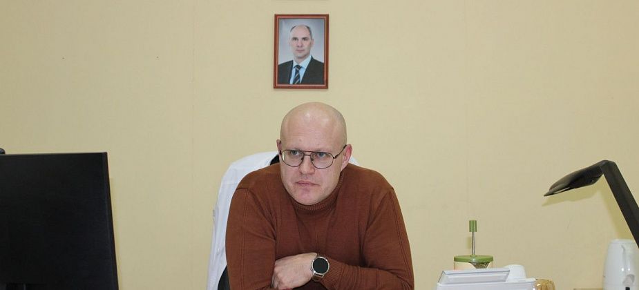 Главный врач Алексей Путинцев ответил на вопросы журналистов. Сначала - о хорошем