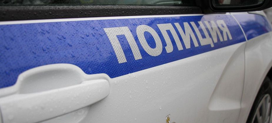 Бывшие сотрудники полиции осуждены за вымогательство взятки. Ее они получили щебнем