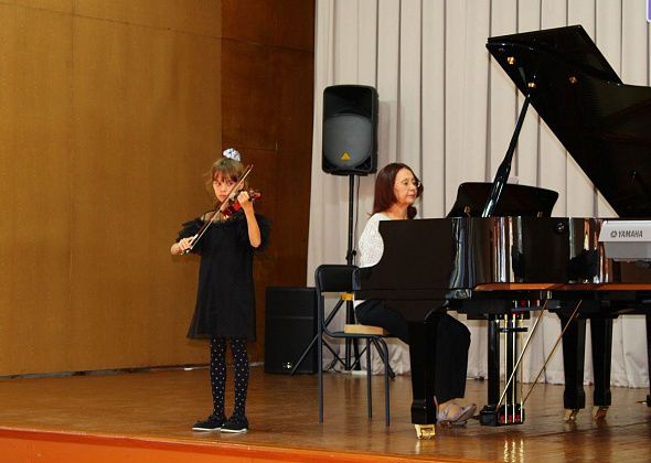 В ДШИ прошел концерт для первоклассников “Мир музыкальных инструментов”