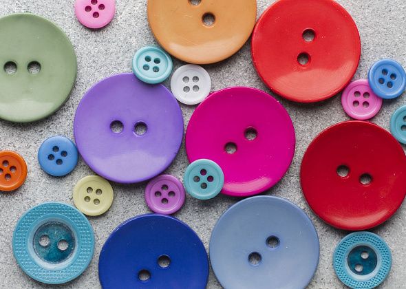 Блог. Морозка: “Пуговицы - те же саночки. Любишь кататься, люби и пришивать”