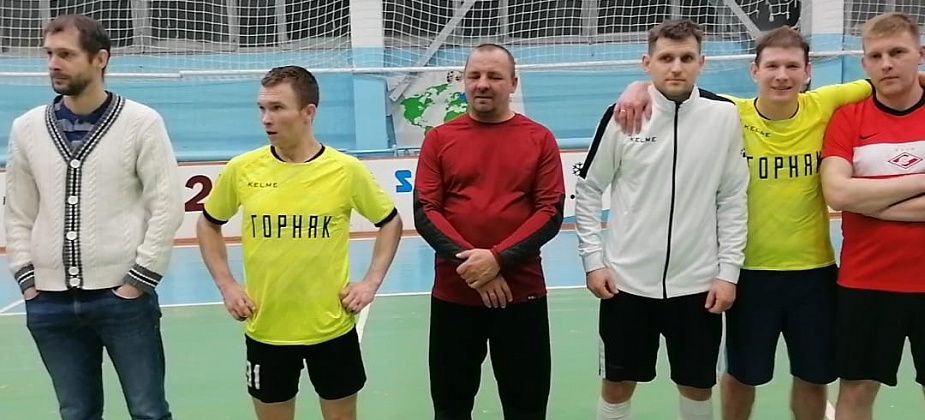 Зимний футбольный турнир в Черемухово собрал друзей и единомышленников