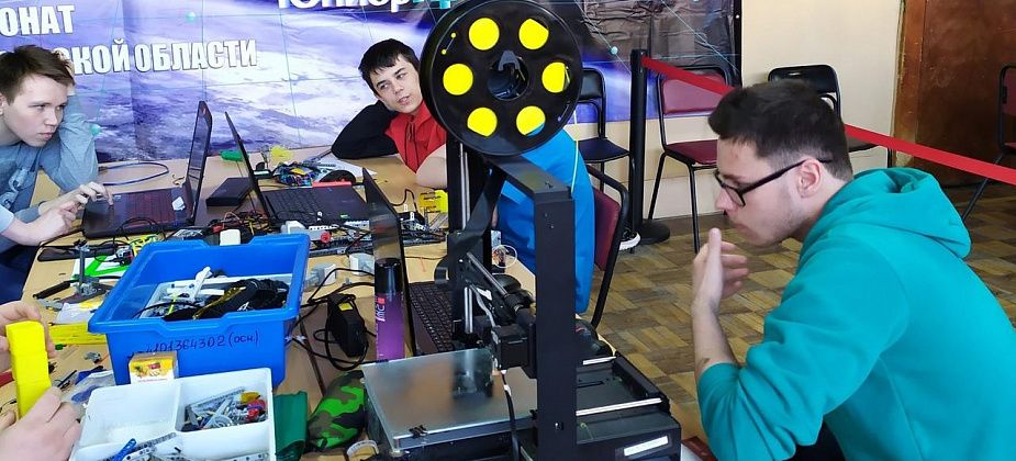 Чемпионат "ЮниорПрофи" оказался по зубам североуральцам: команда робототехников из ЦВР заняла несколько призовых мест