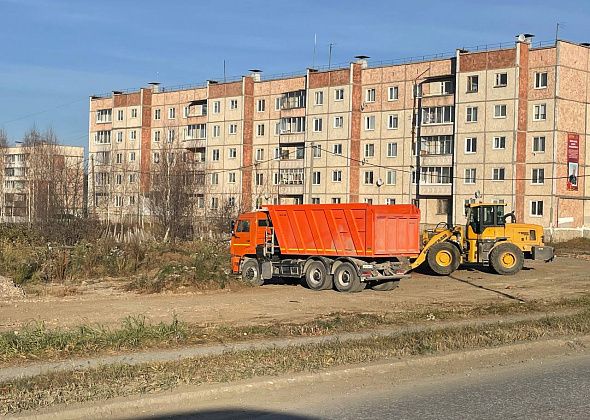 Кучи строительного мусора сами собой не уберутся. Пока депутат не напишет?