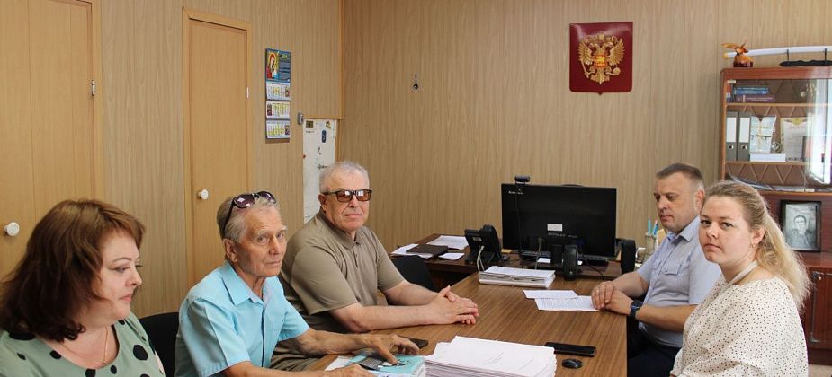 Начальник отдела полиции - про "Тойоту" через "Авито" и бабушку, “игравшую” на бирже