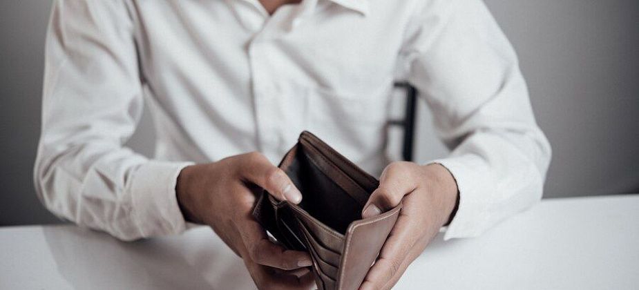 Пособие по безработице хотели приравнять к МРОТ, но решили оставить прежним, только проиндексировать