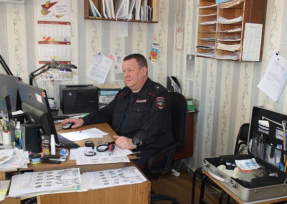 Эксперты-криминалисты полиции Североуральска отмечают профессиональный праздник