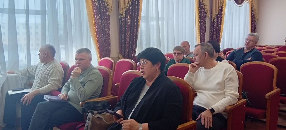 “Нептун” присоединяют к “ФиС”. Бассейн эксплуатировался незаконно, глава ищет виновных