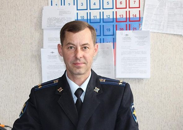 Североуральские полицейские поздравляют коллег с Днем образования следственных органов в системе МВД РФ