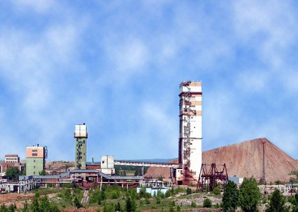 РУСАЛ выплатит премии к новому году