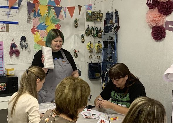 Субровчанки из студии «Дай пять» провели мастер-класс для женщин, воспитывающих особенных детей