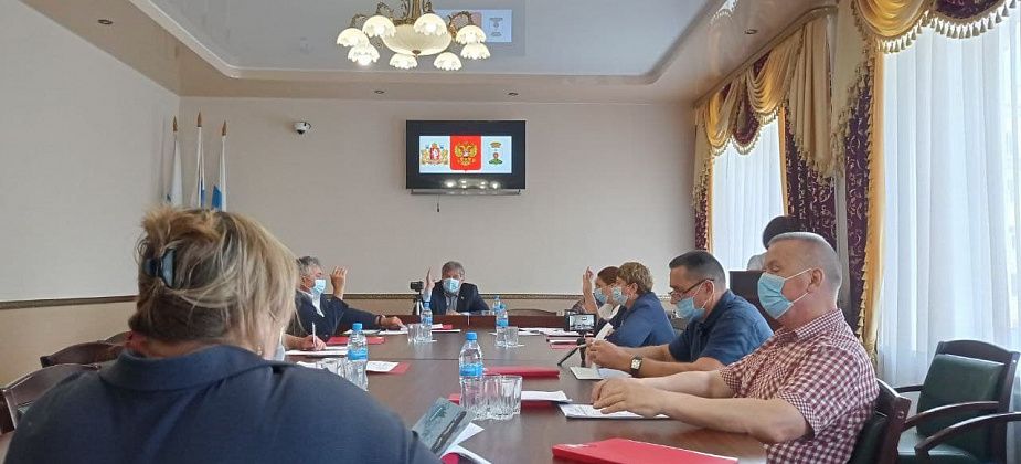 На Думе депутаты обсудят, что будут делать в 4 квартале, кого наградить почетной грамотой и другие вопросы