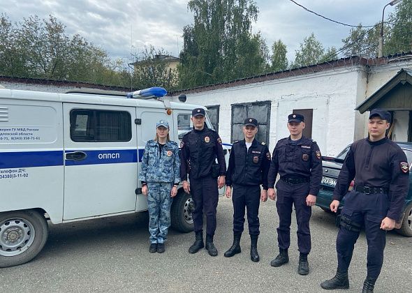 Североуральская полиция поздравляет коллег с днем патрульно-постовой службы