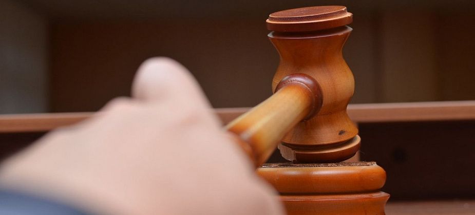 Семья десятилетнего мальчика получит 40 тысяч рублей. Ребенка в челюсть ударил взрослый