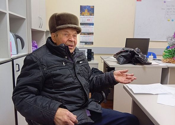 Фото коллектива 15-й шахты сделал Александр Ткачев. Коллег вспоминает Владимир Ворончихин