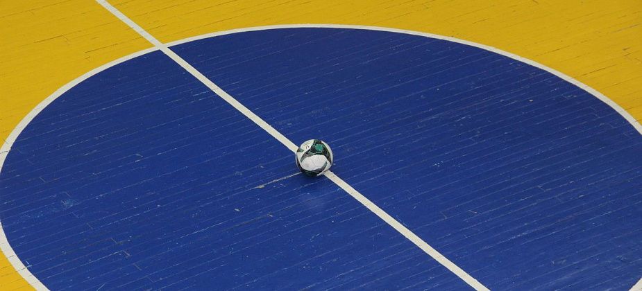 Североуральские футболисты стали первыми в округе