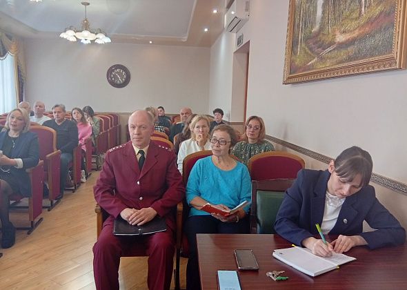 Колонка редактора. Впечатления от большого аппаратного: новые лица и старые - в новом качестве