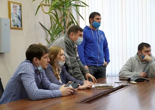 Лидер рабочих советов РУСАЛа Сергей Филиппов пообщался с молодыми активистами СУБРа
