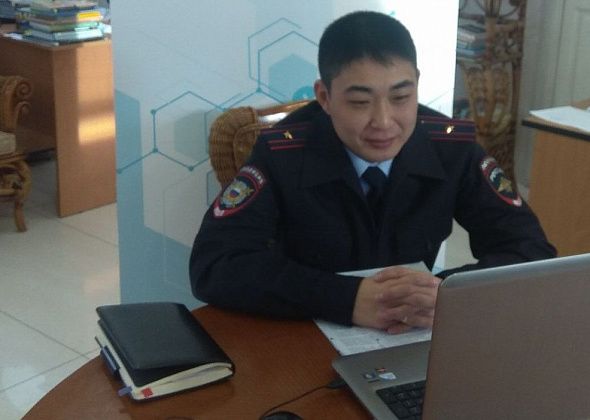 Свердловские полицейские научили подростков приемам защиты от кибермошенников