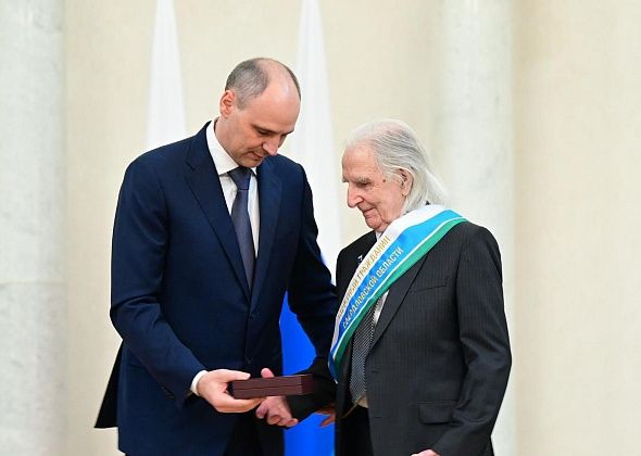 Денис Паслер присвоил звание «Почетный гражданин Свердловской области» Валерию Юрьевичу Штаню