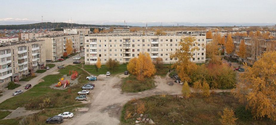 Житель Североуральска ратует за благоустройство сквера неподалеку от храма
